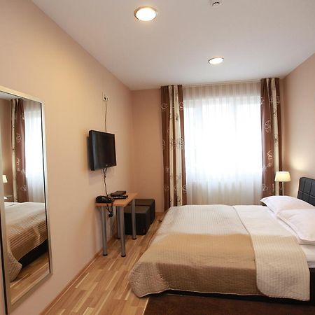 Hotel Petrijevci Bizovac Zimmer foto